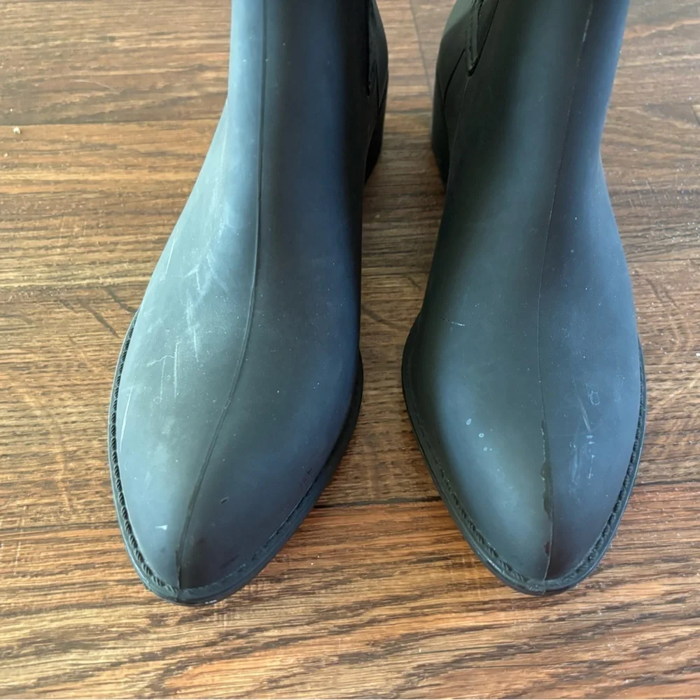 Jeffrey Campbell preowned size